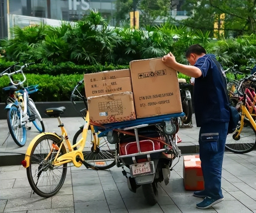 快递怎么选最便宜又最快,40斤的快递用哪家便宜