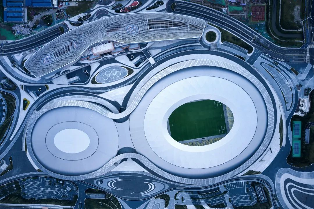 五月最后一个主场|大手拉小手，一起来凤凰山看球！今日14:00开售！