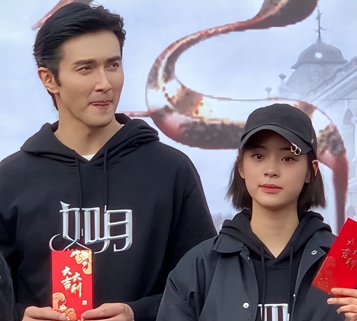 求求了，“资本”别乱点鸳鸯谱，80后非搭00后，“野兽”硬配美女