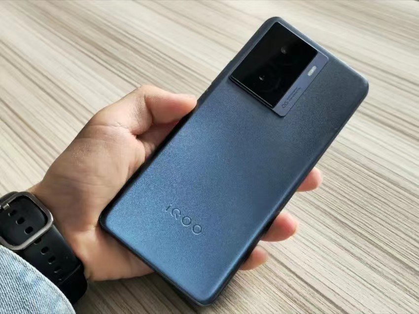 被低估的千元机55w闪充,闪充80w比小米120w还要快