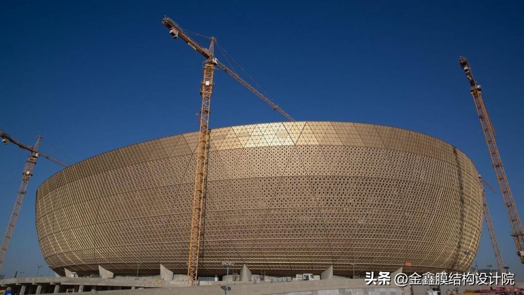 卡塔尔世界杯球场模型,卡塔尔世界杯卢塞尔体育场建造