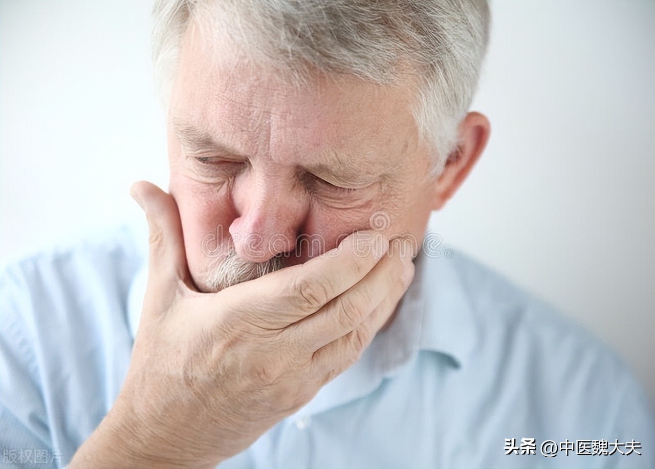 身体一旦出现4种异样早查肝功能,肝功能发出预警