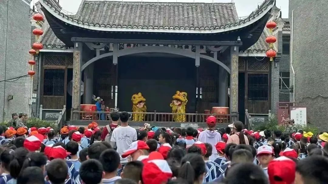 争分夺秒搞技改齐心协力保生产,争分夺秒拼经济全力以赴冲千亿