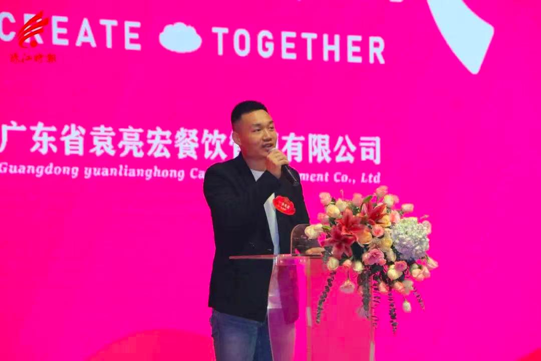 5平米小店年入20万,10平方小吃店年入百万