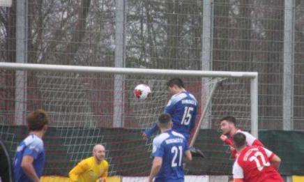 国足新星留洋首秀,国足14岁留洋