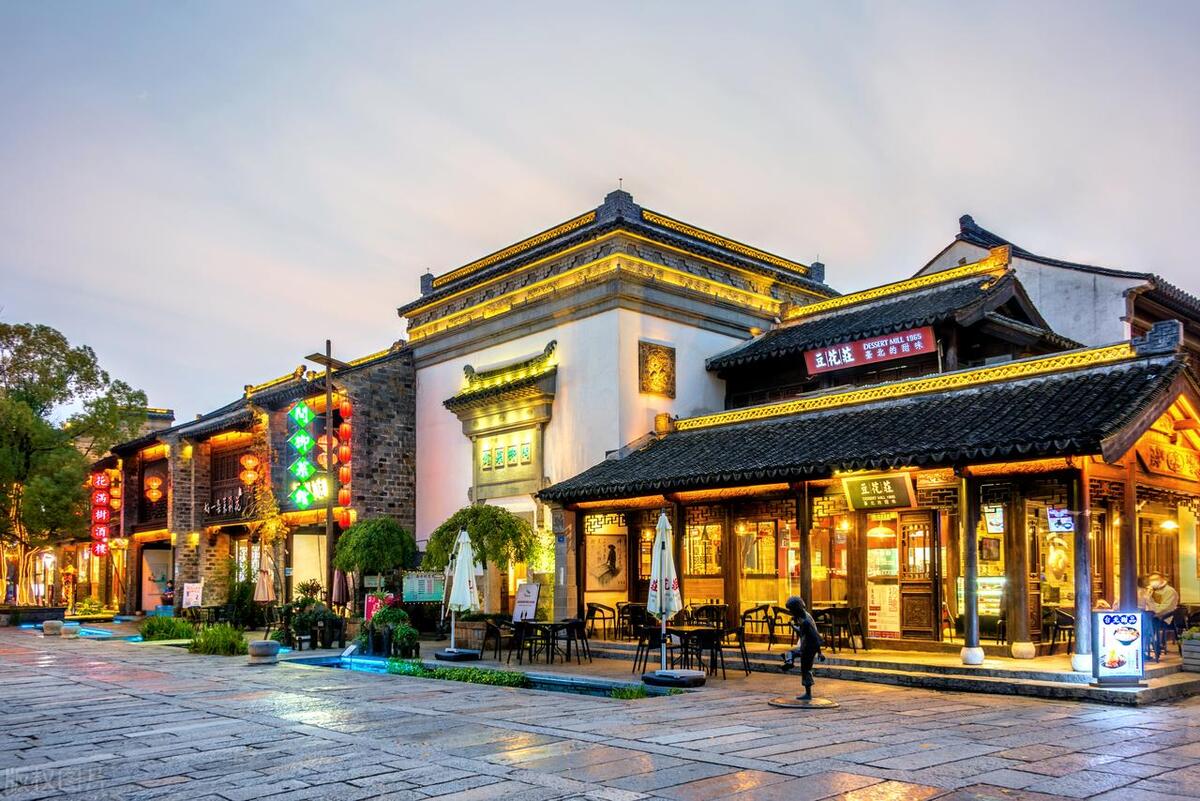 旅游景区商铺租金下跌原因,景区商铺租赁购买