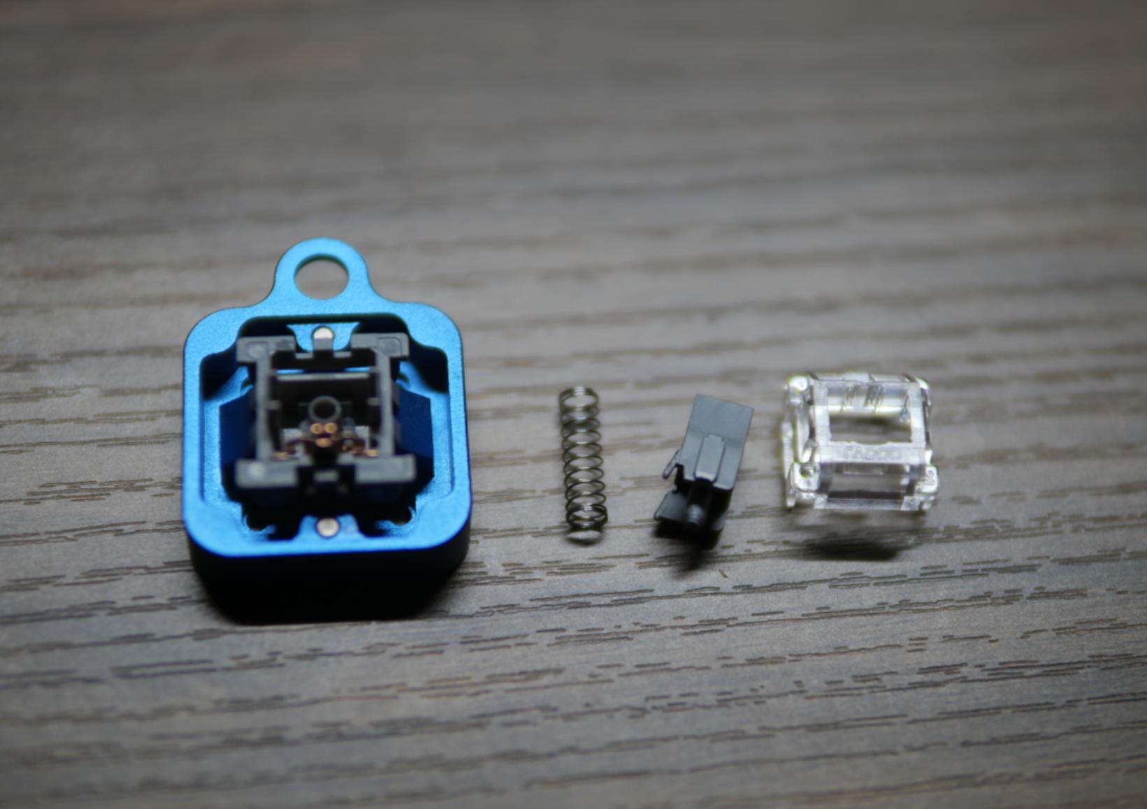 雷柏机械键盘v700rgb测评,雷柏V700DIY机械键盘评测