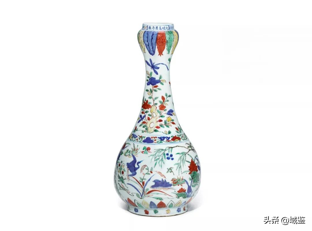 成化斗彩和宣德五彩哪种更贵,明成化顶级御用斗彩鸡缸杯