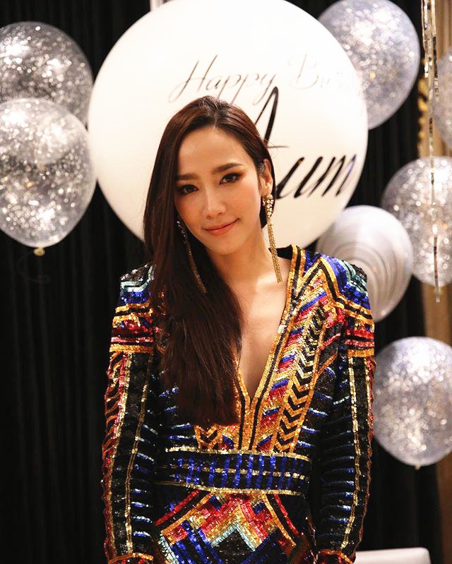 泰国完颜“拽姐”Aump：把日子过成诗歌，把穿搭变成艺术