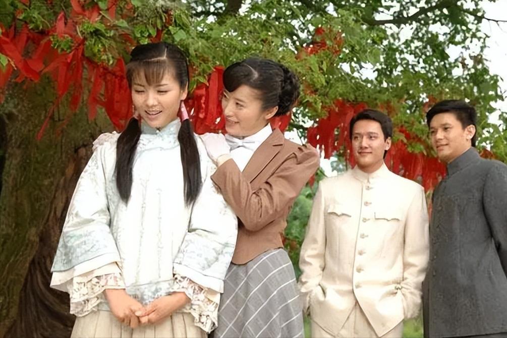 王珂破产欠四亿，刘涛找到秦海璐借钱，秦海璐做的事让她很意外