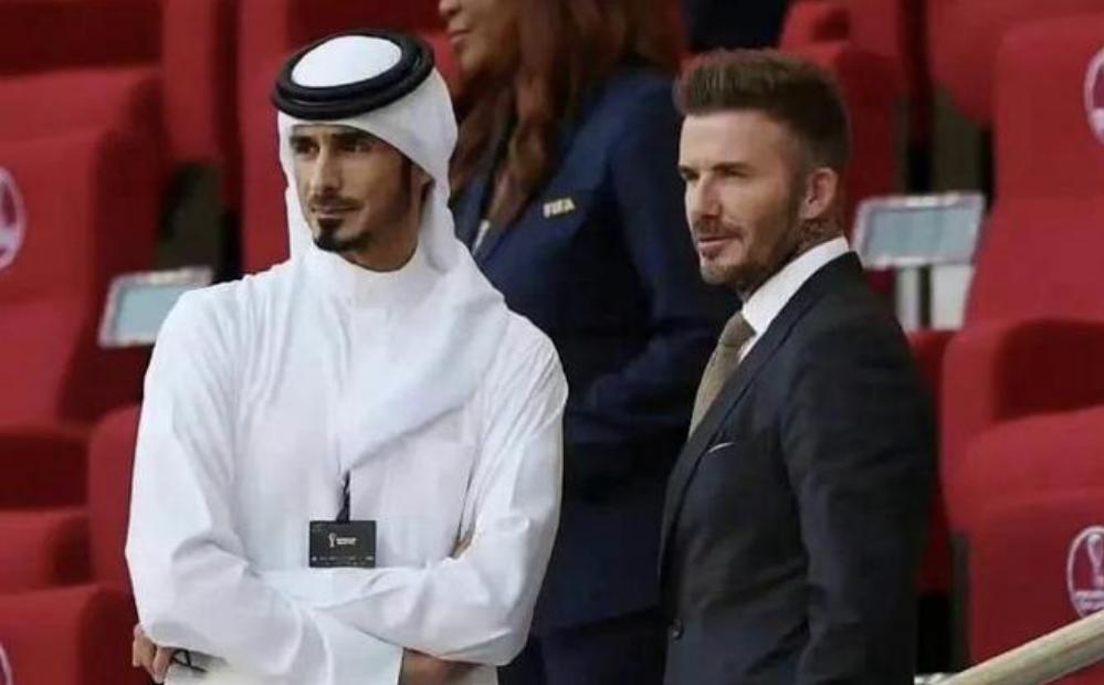 负债21亿住豪宅,负债6亿住17万酒店