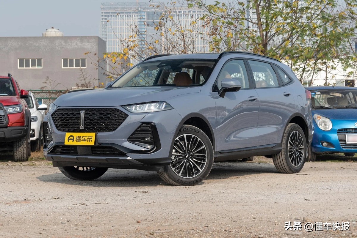 中杯就够用，大杯、超大杯更香！拿铁DHT购车手册