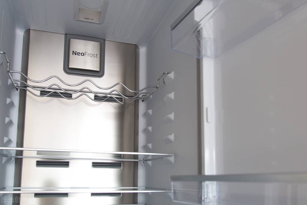 冰箱搬回家多久可以插电,冰箱买回来的时候多久可以插电