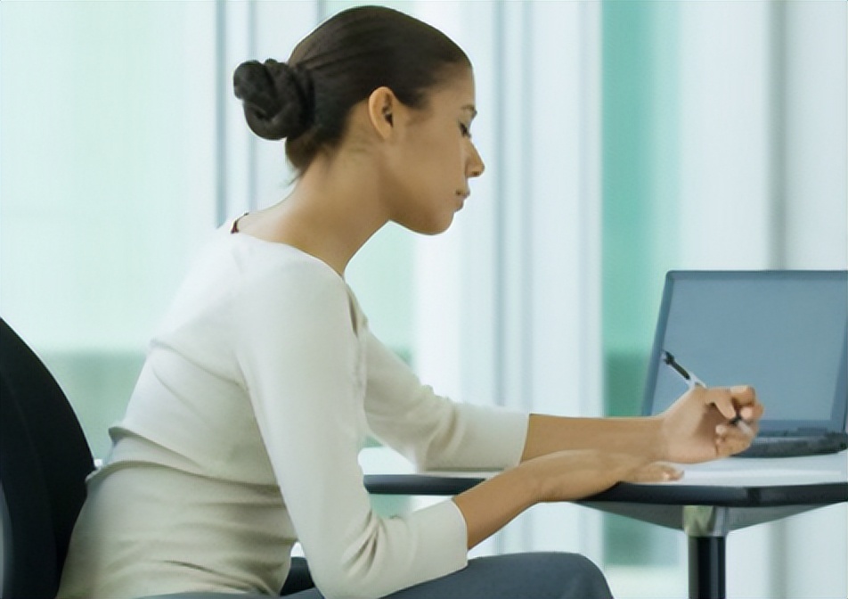 肛裂的症状是怎么引起的,肛裂临床表现主观