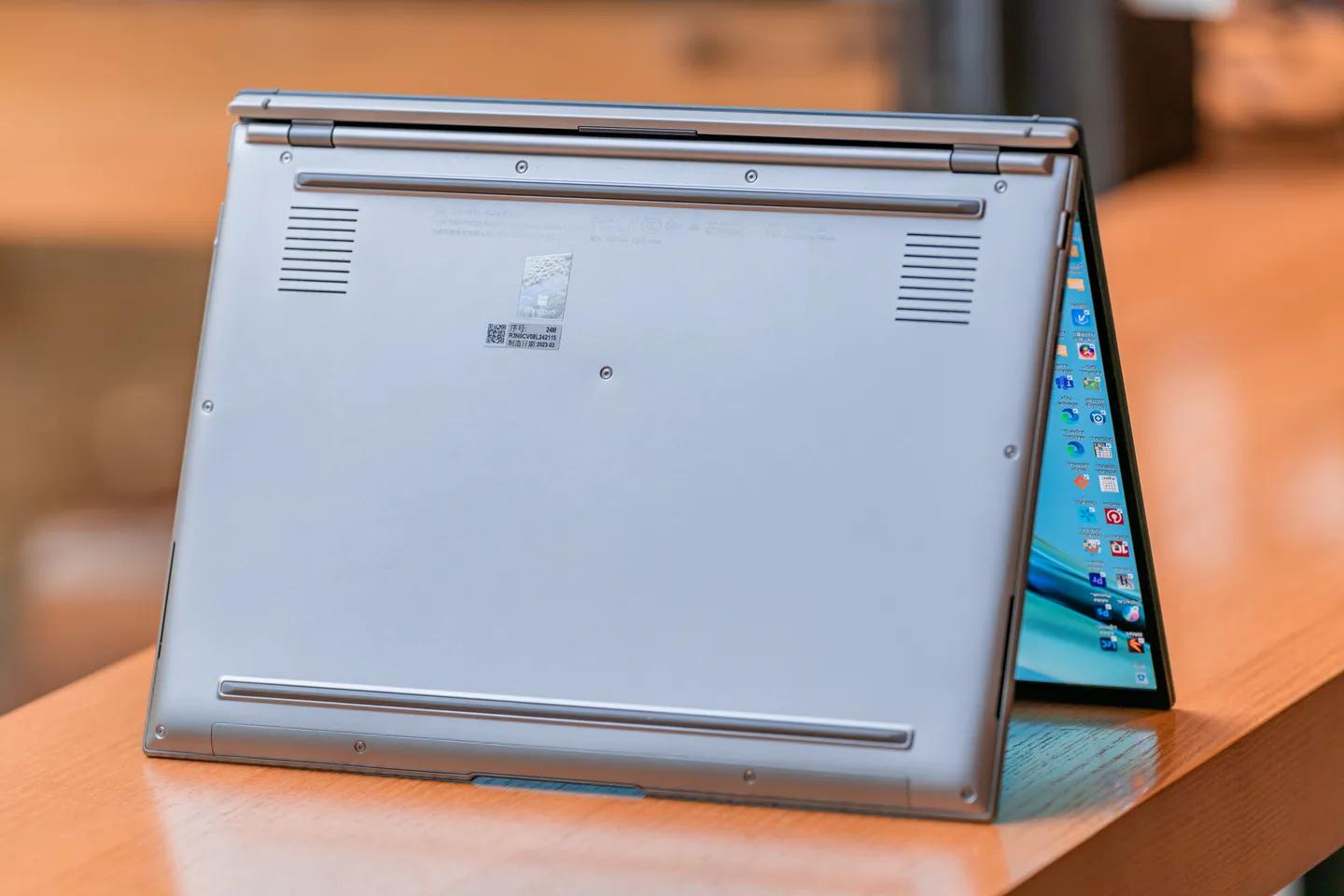 华硕灵耀x132.8koled屏超轻本,华硕灵耀13功能特点