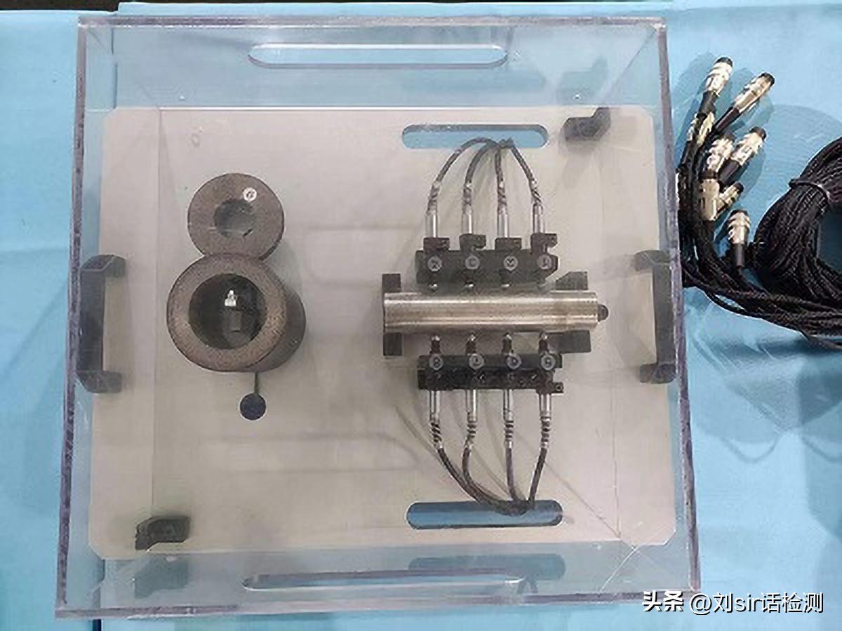 位移传感器的测量精度怎么计算,位移传感器在工程机械的应用