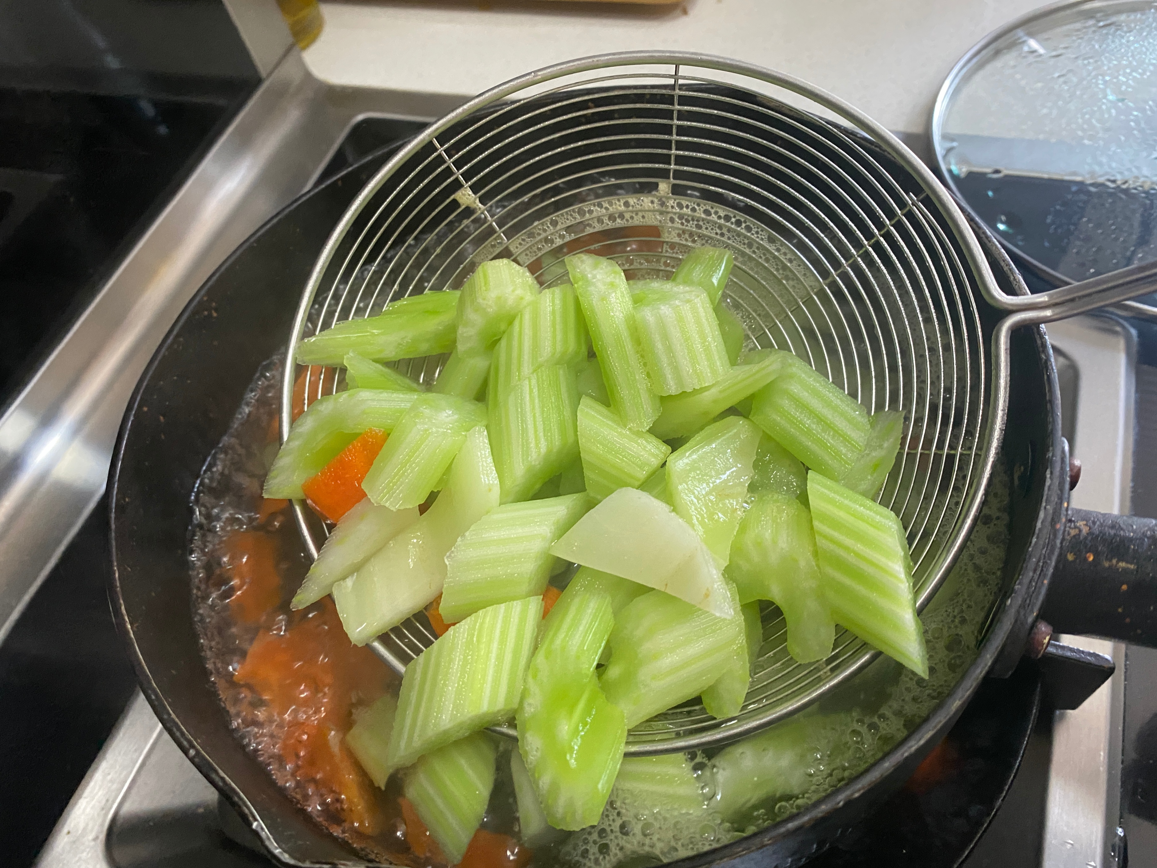 减肥饮食必备的6种高纤维蔬菜,要想减肥就不要吃这几种蔬菜