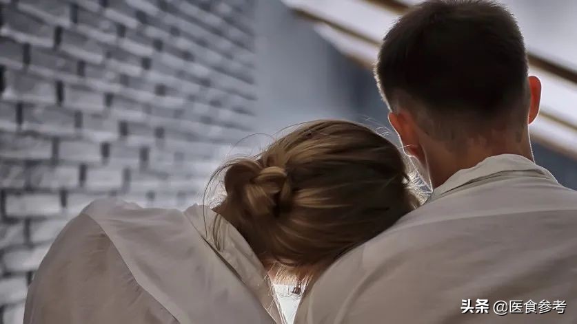 突然亢奋后情绪低落,欲望亢奋是什么病的前兆