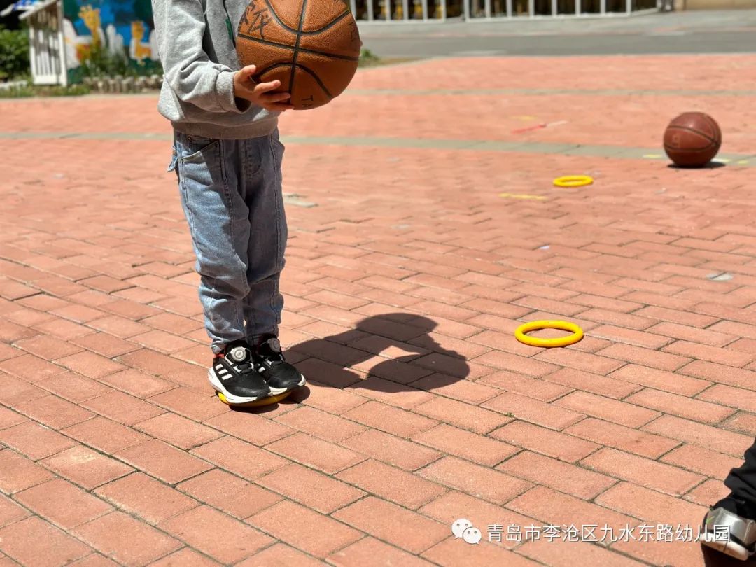 3岁多宝宝户外游戏不敢玩,孩子玩不腻的户外活动