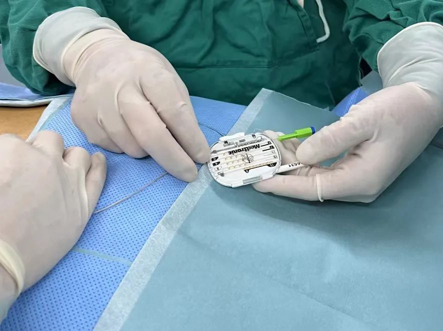 看病不容易线上义诊,看病怕疼