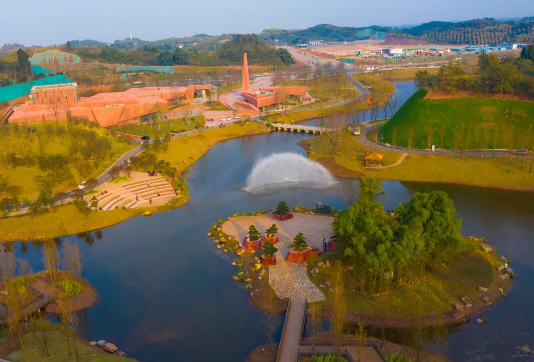 如果你要写自贡，就不要只写自贡