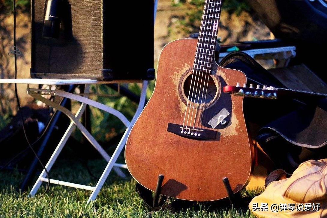 学吉他好几个月还没起茧,怎样练好吉他基本功