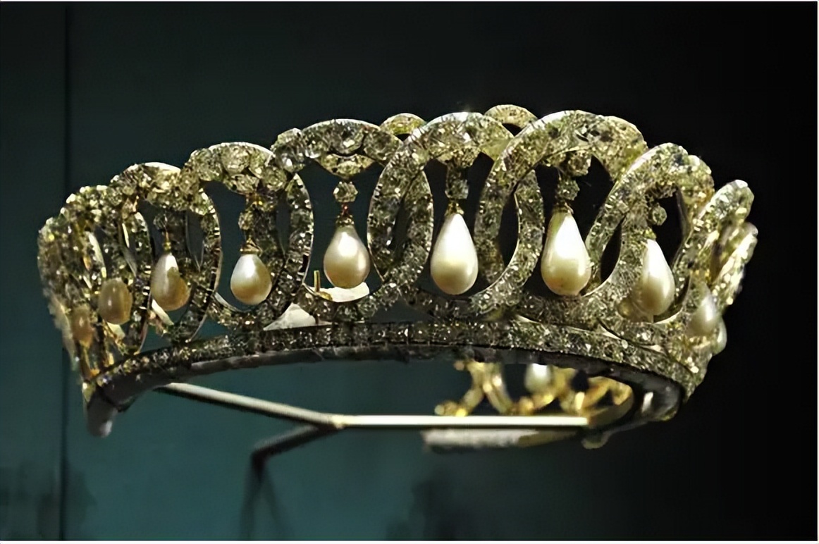 梅根被气走了,梅根卡米拉最新视频