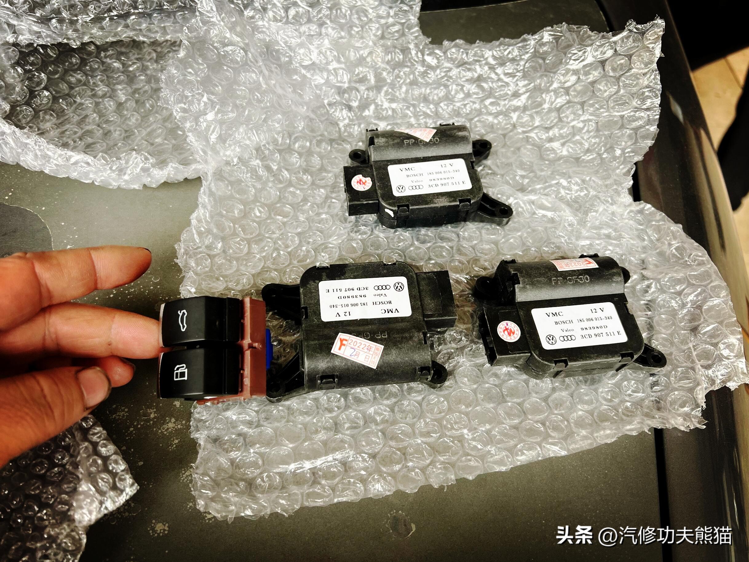 父亲老车翻新修复,父亲去世留下了的车去翻新