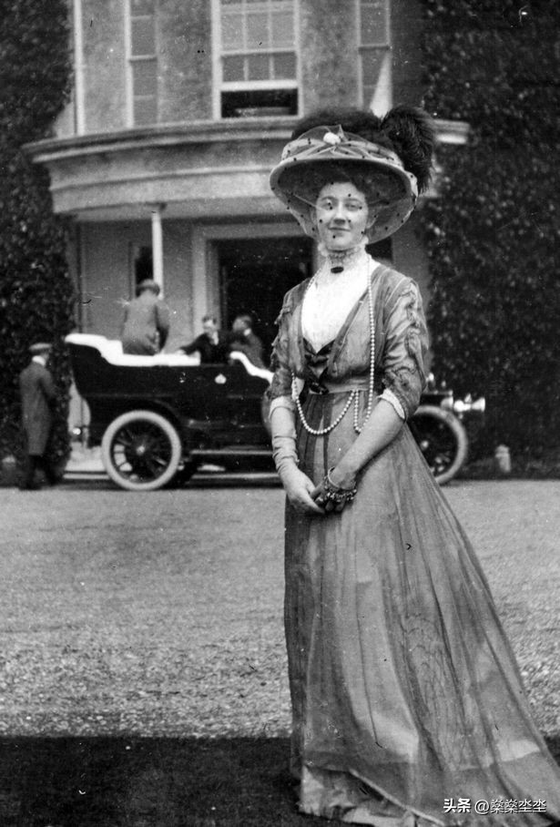 推理女王阿加莎妻子出轨,推理小说家阿加莎