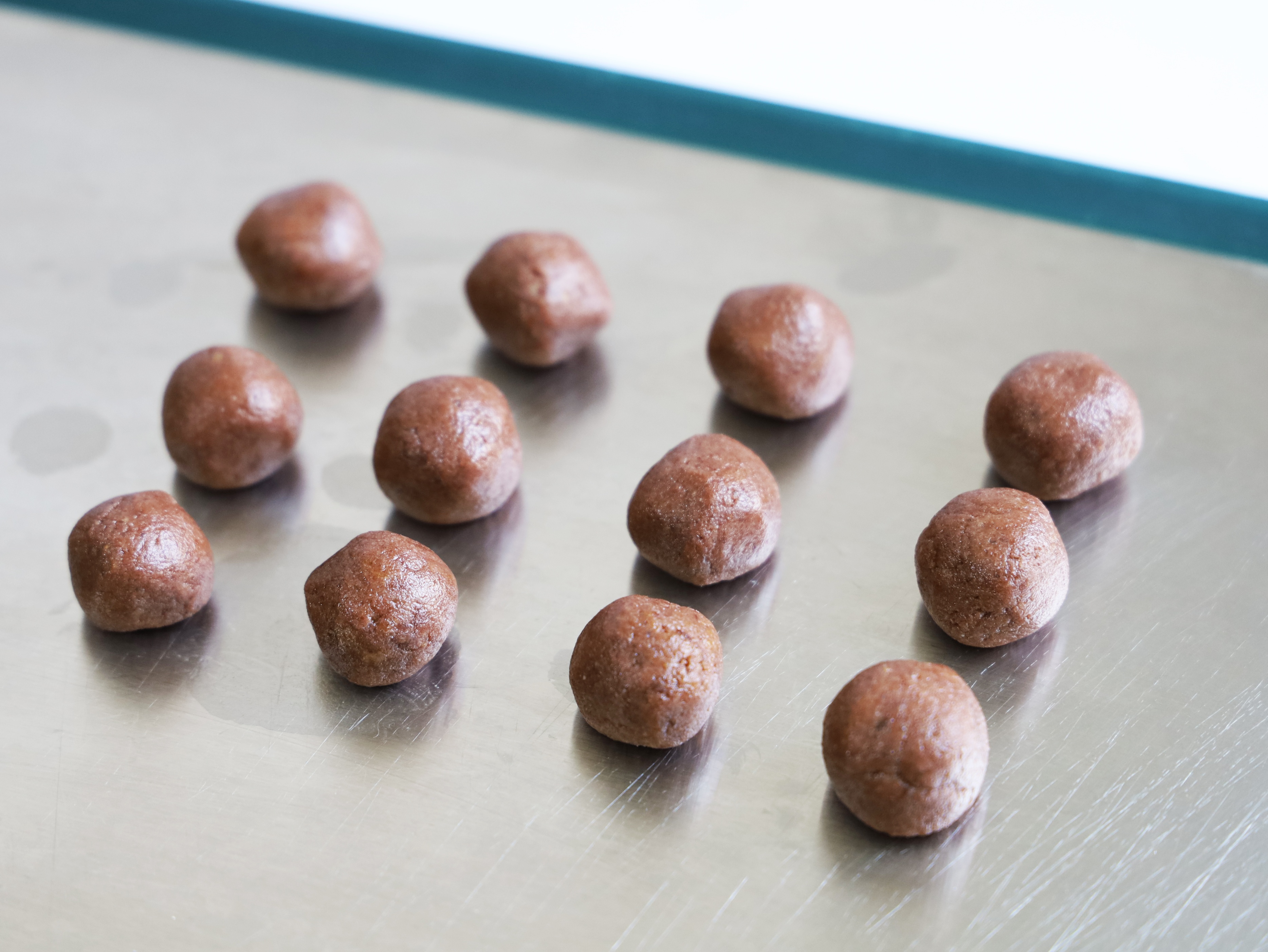 菠萝包教程无烤箱,港式菠萝包的简单烘焙