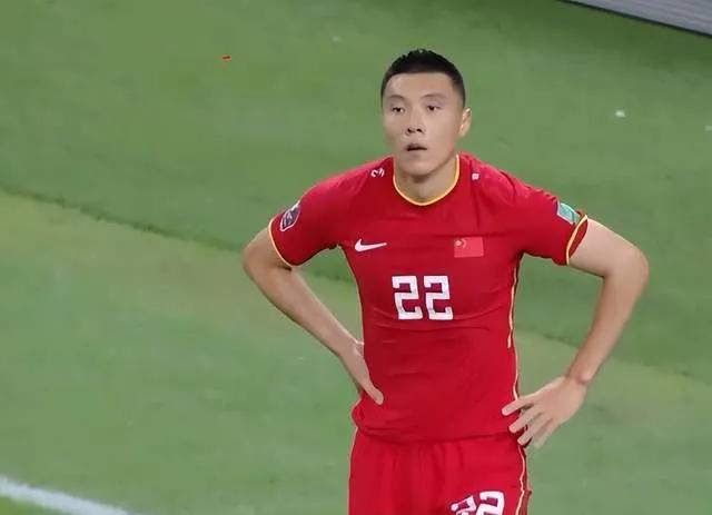 李佳航谈国足,李佳航谈中国男足原话