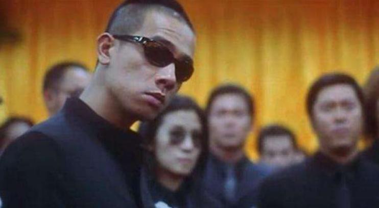 年入34亿！中国华强北的“小混混”，竟然把苹果拿捏了？