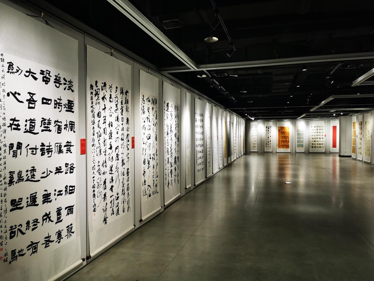 这不是国外，是西安外事学院！