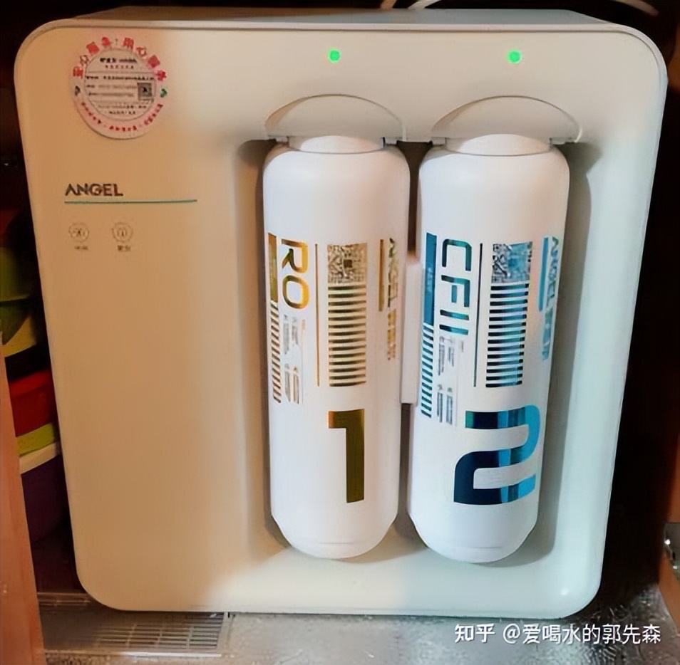 安吉尔和美的净水器选哪个,安吉尔与沁园和美的净水器哪个好