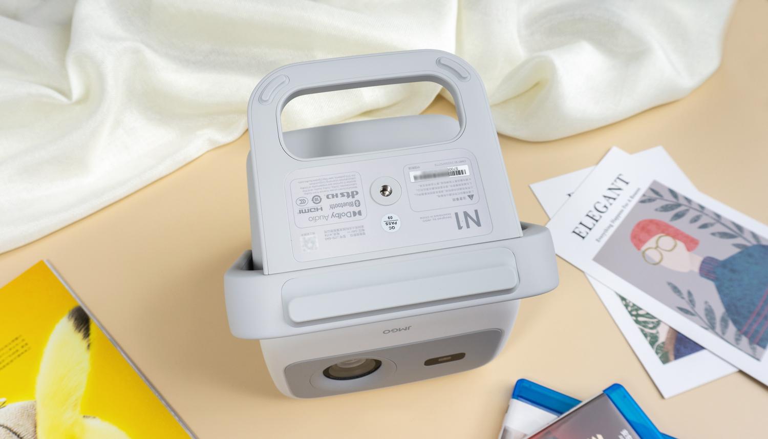 为什么说坚果n1是卧室投影仪,坚果n15.6米投影