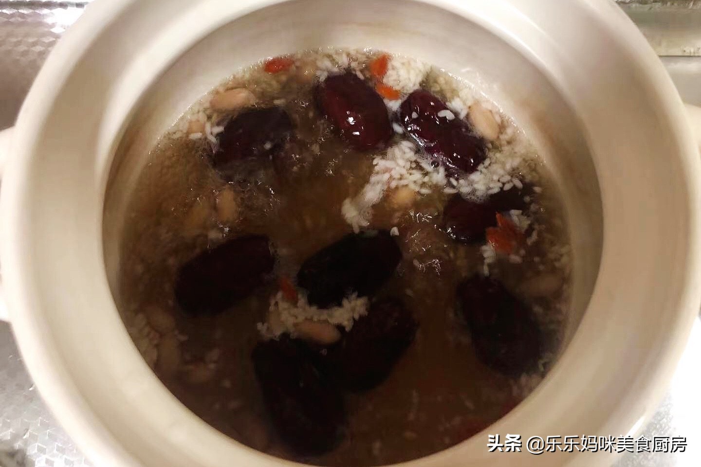 婴儿坐月子汤有哪些做法,教你在月子期间做几种简单的汤