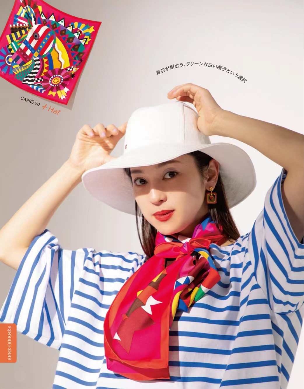 春天系“丝巾”，凭什么好看？这2个精髓，优雅女人如获至宝