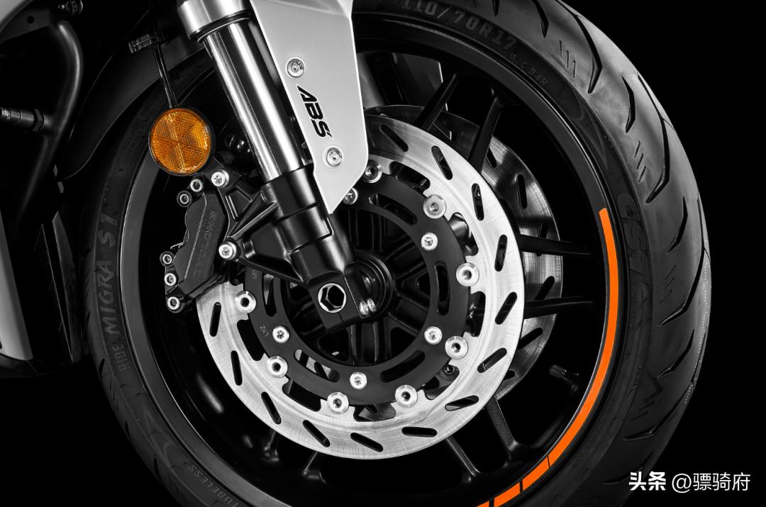 赛600和川崎忍者400该怎么选择,川崎400和赛科龙rc401哪个好