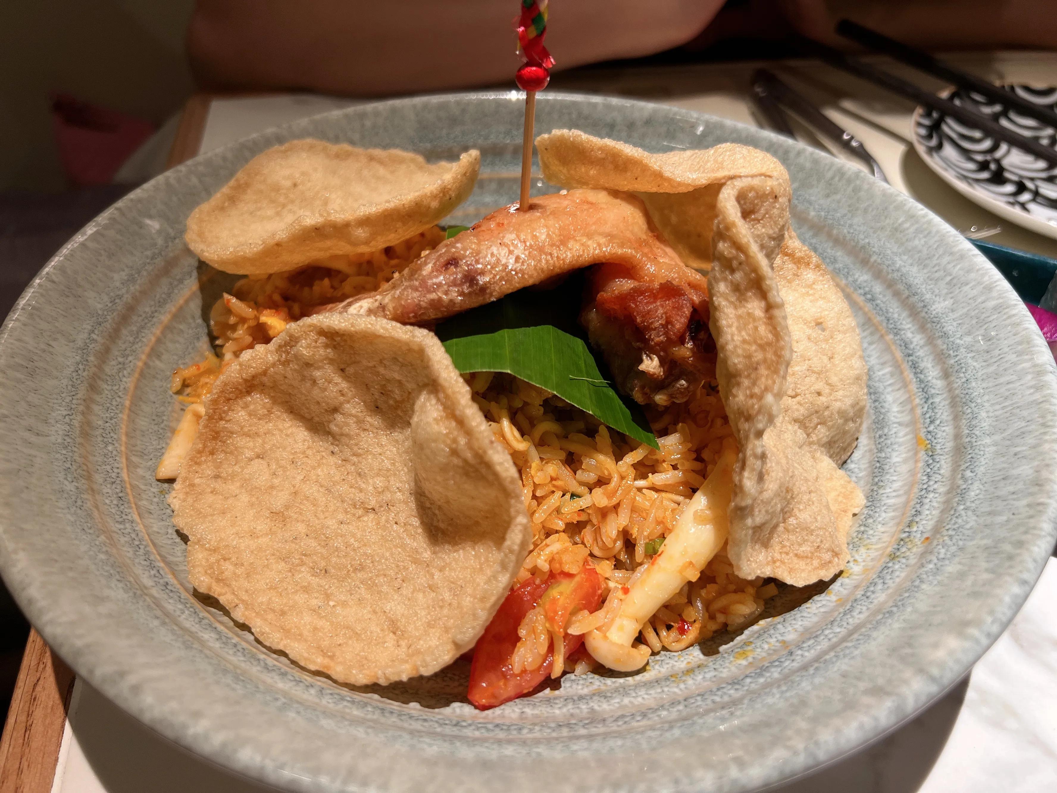 看名字大家认为这家餐厅是吃什么的?