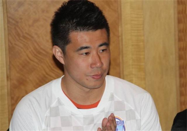 董方卓陨落的天才,天才球员董方卓的残酷答案