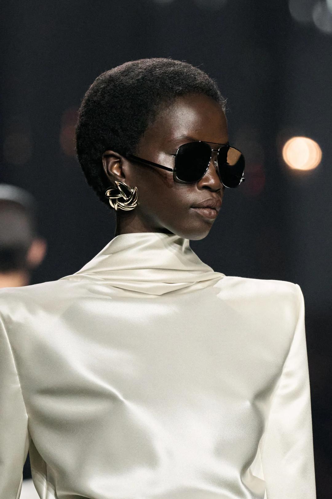 2023秋冬伦敦时装周收官,2022秋冬巴黎时装周什么时候开始