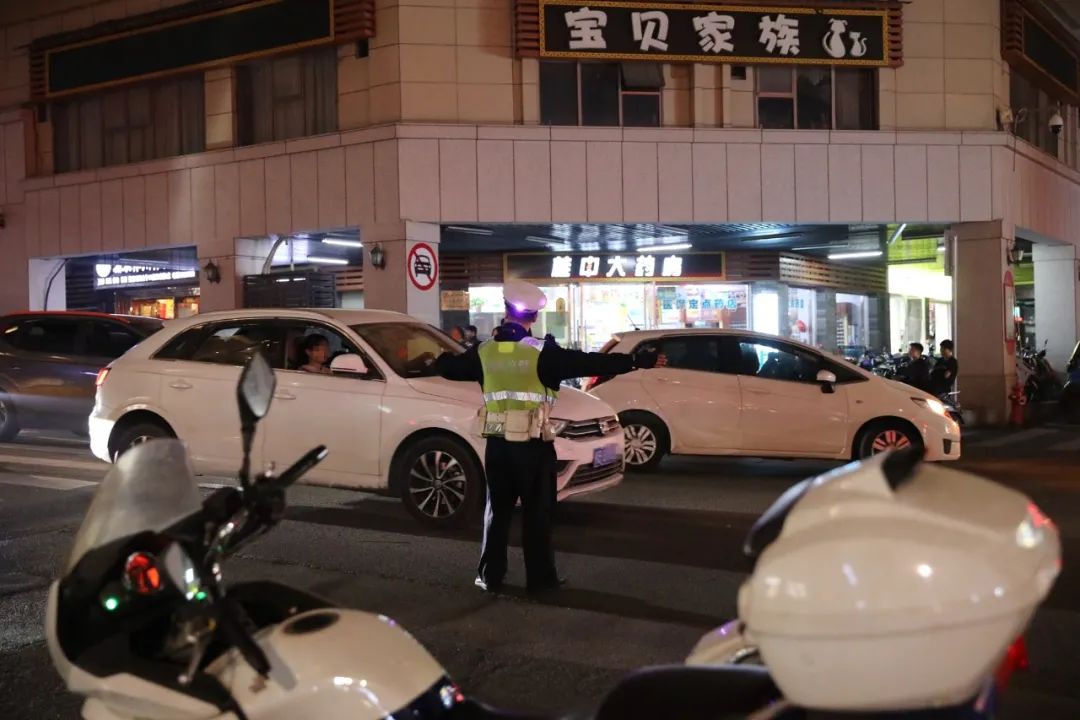 柳州风情港夜市怎么走,柳州风情港夜市街规划