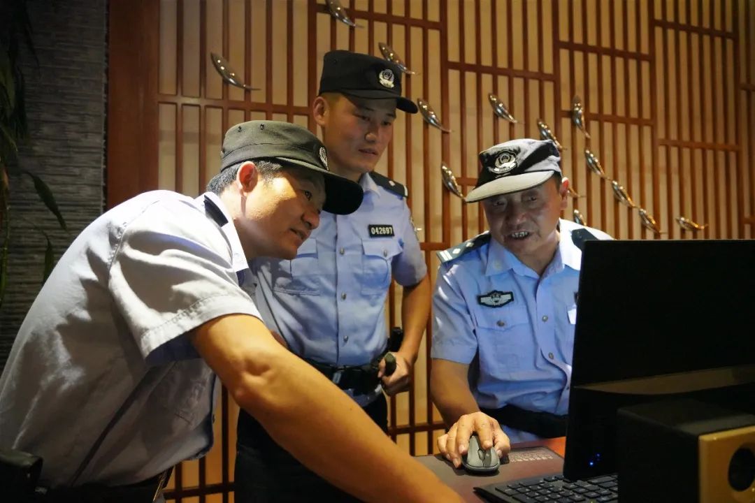 雷霆整治,雷霆亮剑扫黑除恶