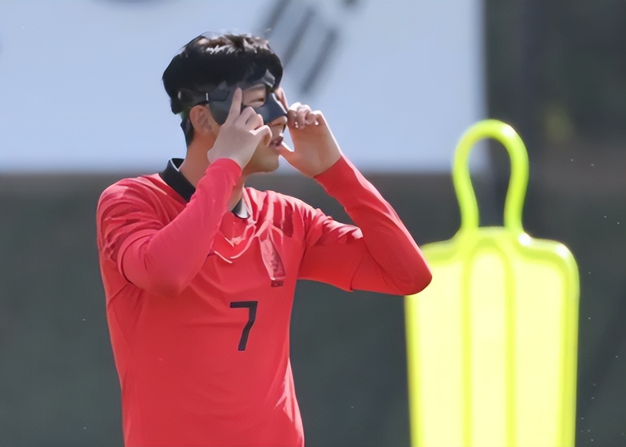 乌拉圭0比0韩国各得一分,乌拉圭0-0韩国赢多少