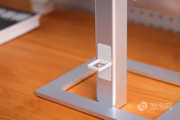 飞利浦7901显示器,飞利浦7901显示器亮度怎么调