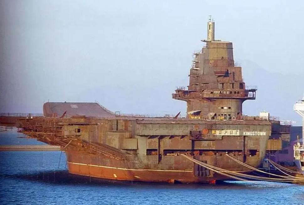 瓦良格号巡洋舰现状,瓦良格号舰买回来的过程