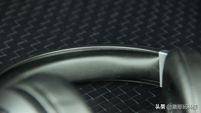 漫步者hecateg1s雷霆版,漫步者g4s雷霆版吃鸡测试