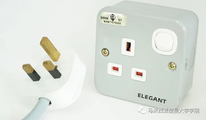 到马来西亚留学必备行李清单