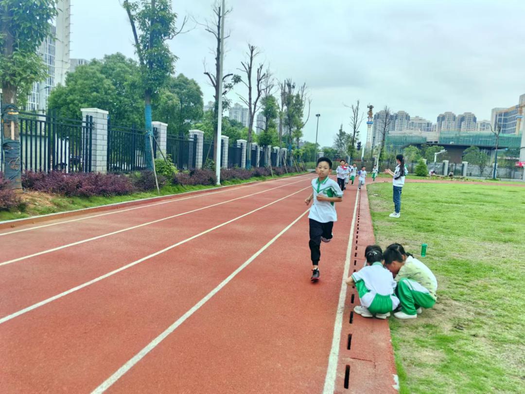 校园吉尼斯挑战新极限,吉尼斯挑战小学