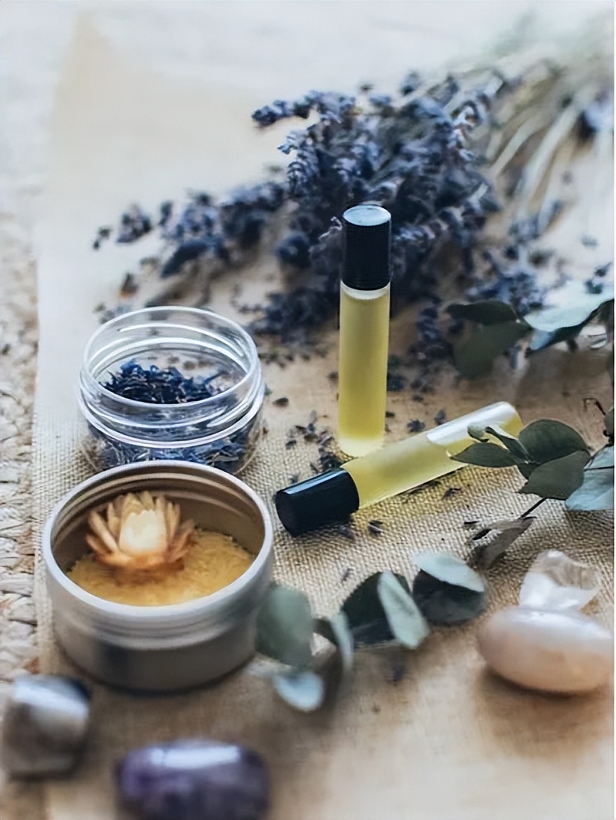 果十三万能精油：护肤祛痘还助眠，它在普罗旺斯一年只开一季